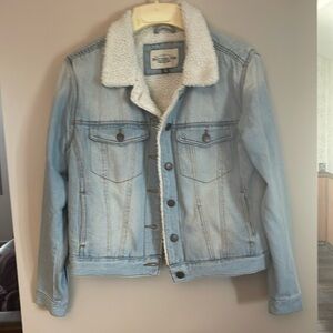 Ashley Vintage Charm. Sz M. Denim Jacket